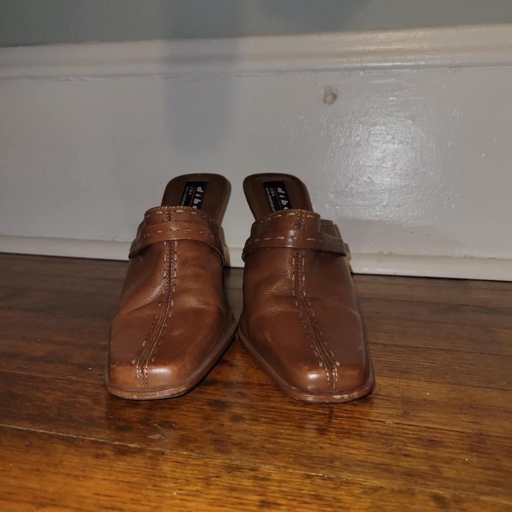 Women's 8M brown Diba Shoes made in Brazil